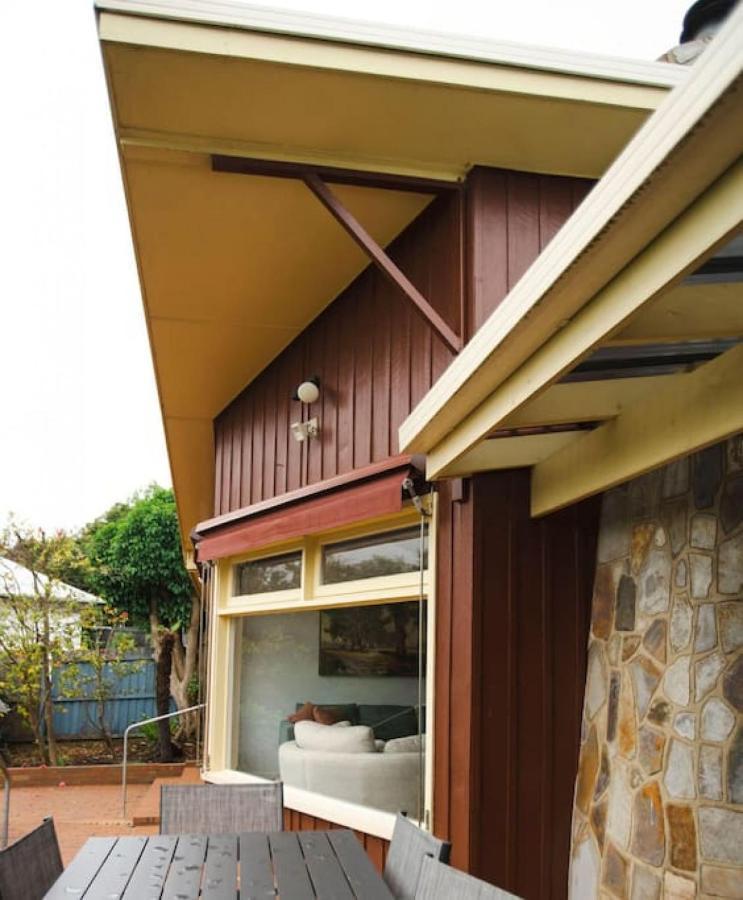 Very Cool Mid Century, Pet Friendly Urban Oasis Villa Geelong Exterior photo